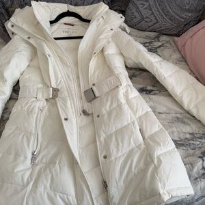 Tommy Hilfiger Women's Ivory Puffer Jacket